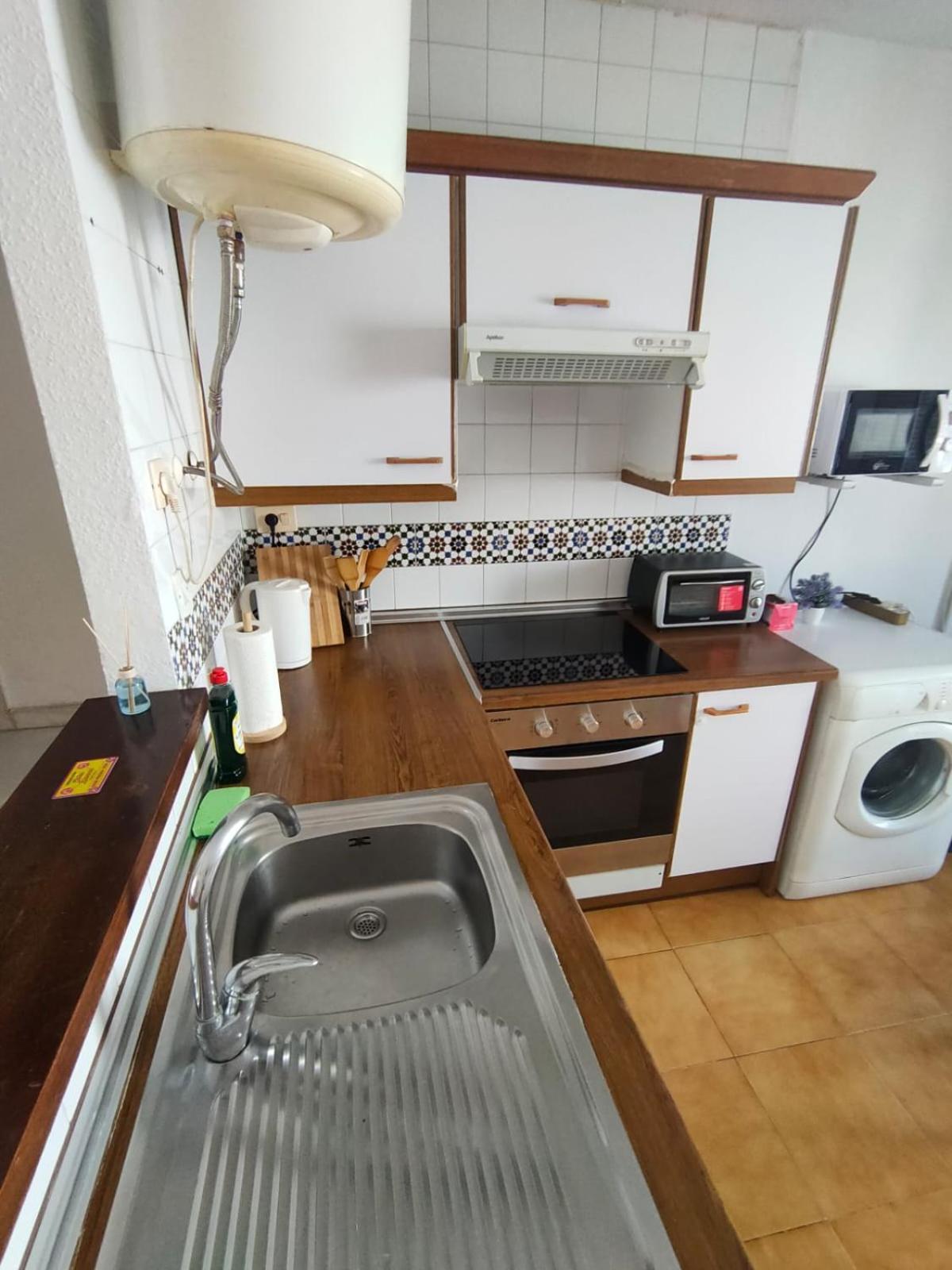 Apartment Los Locos Beach With Balcony And Wi-Fi Torrevieja Exterior foto